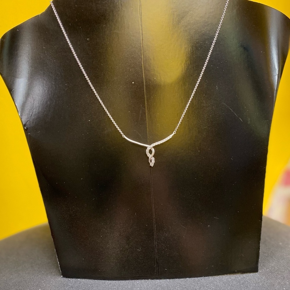 Sterling Silver infinity necklace​​